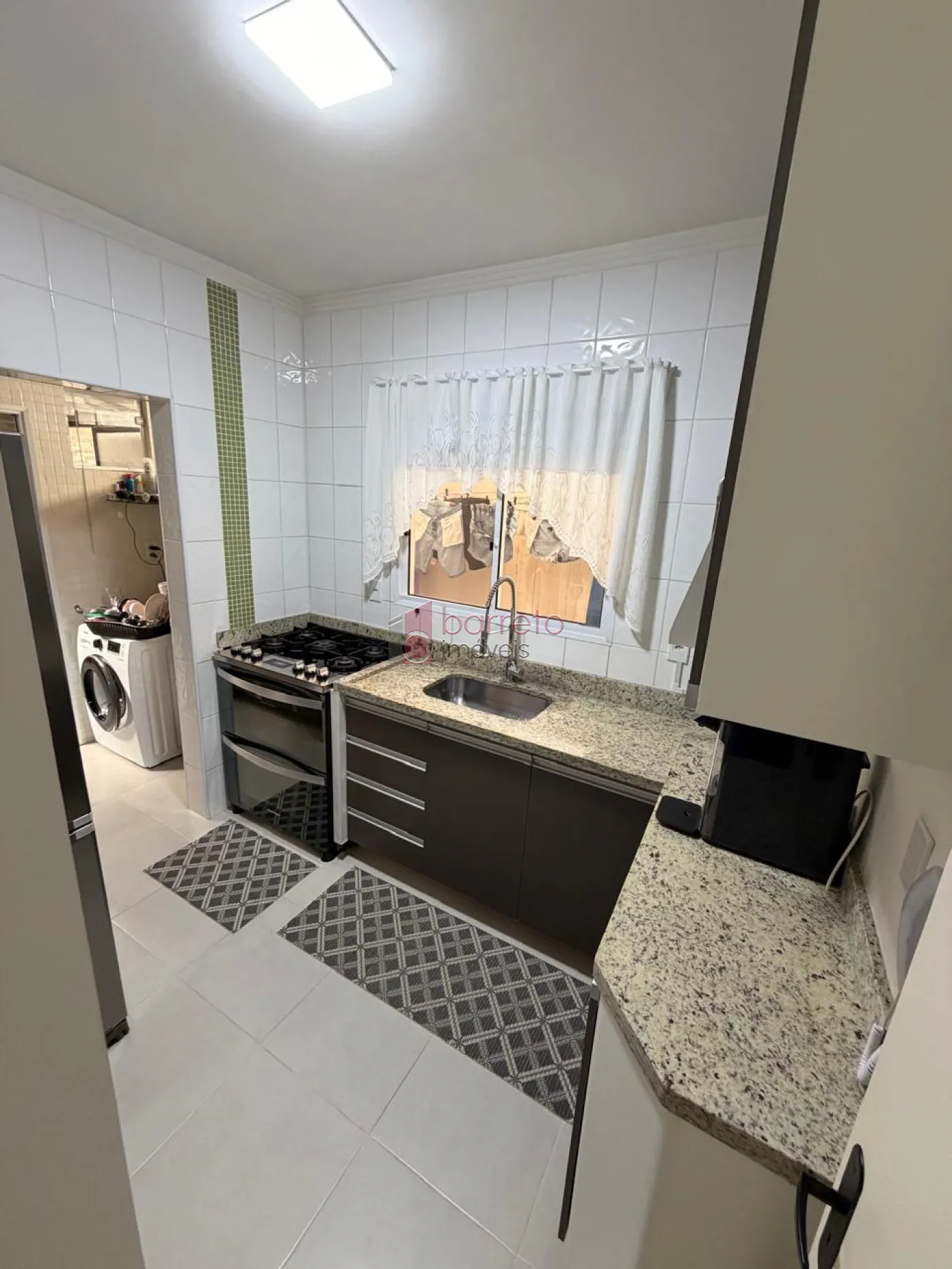 CASA SOBRADO PORTEIRA FECHADA COM 03 QUARTOS À VENDA NO CONDOMÍNIO CANTO DA NATUREZA – JUNDIAÍ/SP