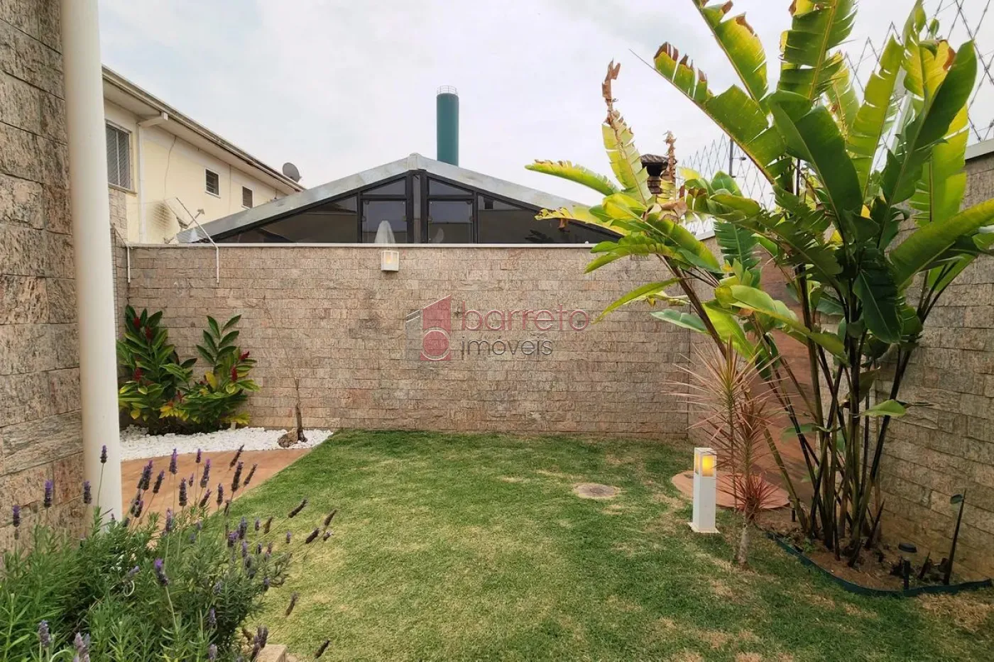 CASA À VENDA NO CONDOMÍNIO CANTO DA NATUREZA EM JUNDIAÍ/SP
