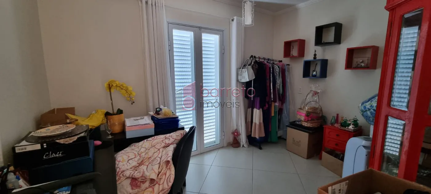 SOBRADO À VENDA – 03 QUARTOS – TORRES SÃO JOSÉ – JUNDIAÍ/SP