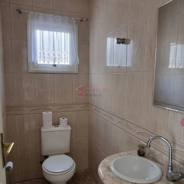 SOBRADO À VENDA – 03 QUARTOS – TORRES SÃO JOSÉ – JUNDIAÍ/SP