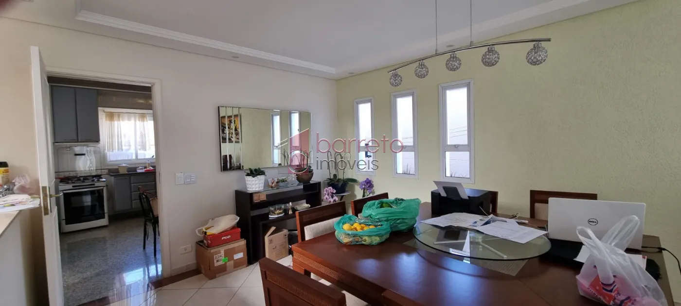 SOBRADO À VENDA – 03 QUARTOS – TORRES SÃO JOSÉ – JUNDIAÍ/SP
