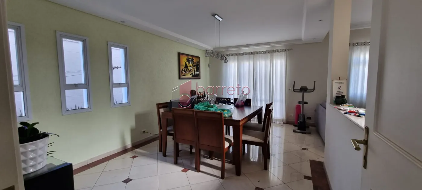 SOBRADO À VENDA – 03 QUARTOS – TORRES SÃO JOSÉ – JUNDIAÍ/SP