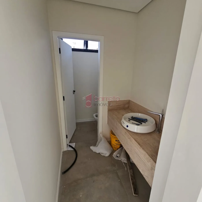 BELÍSSIMA CASA À VENDA NO CONDOMÍNIO BRISAS JUNDIAÍ – JARDIM DAS SAMAMBAIAS