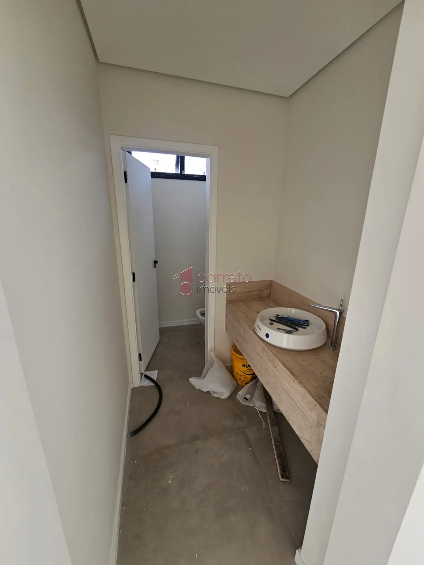 BELÍSSIMA CASA À VENDA NO CONDOMÍNIO BRISAS JUNDIAÍ – JARDIM DAS SAMAMBAIAS