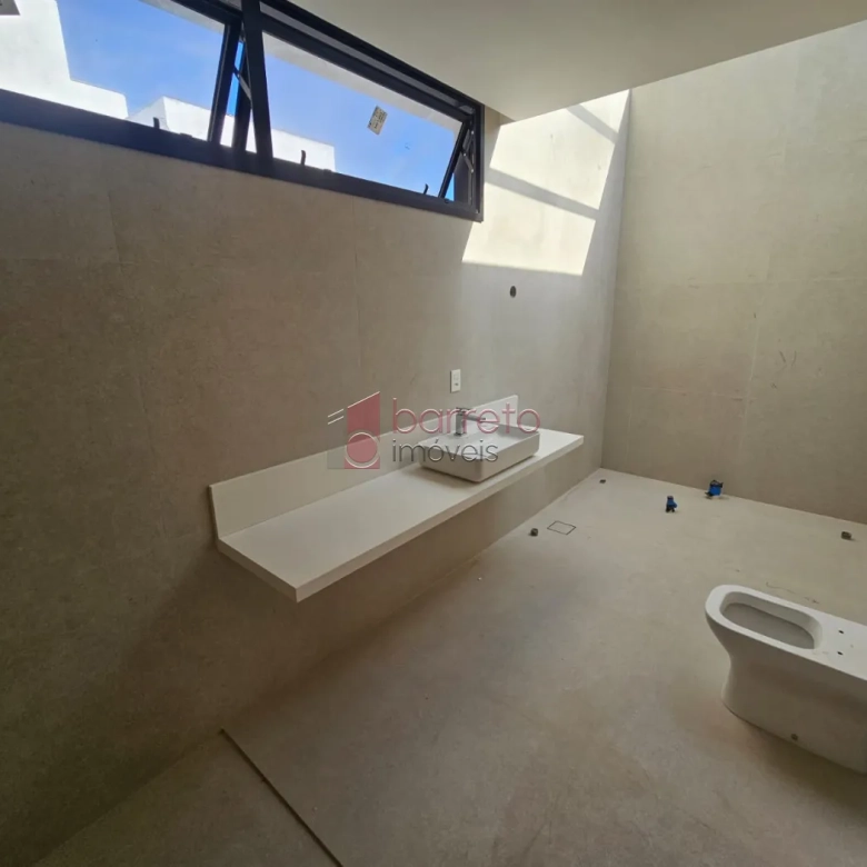 BELÍSSIMA CASA À VENDA NO CONDOMÍNIO BRISAS JUNDIAÍ – JARDIM DAS SAMAMBAIAS