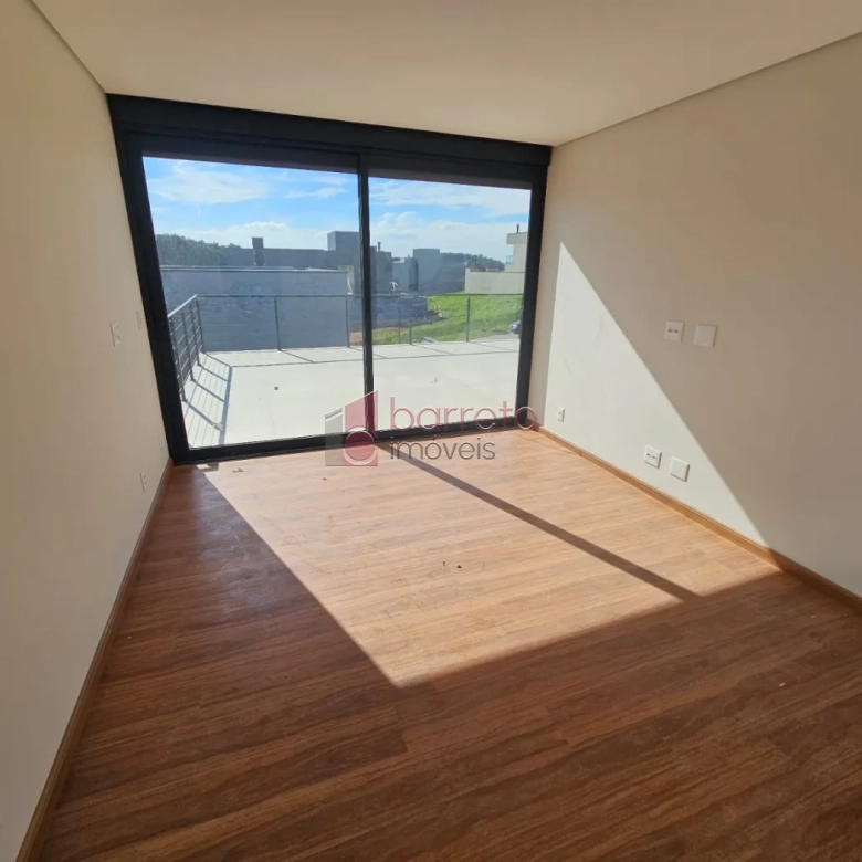 BELÍSSIMA CASA À VENDA NO CONDOMÍNIO BRISAS JUNDIAÍ – JARDIM DAS SAMAMBAIAS
