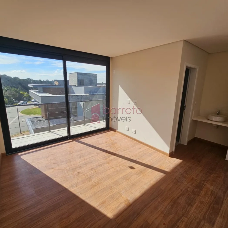 BELÍSSIMA CASA À VENDA NO CONDOMÍNIO BRISAS JUNDIAÍ – JARDIM DAS SAMAMBAIAS