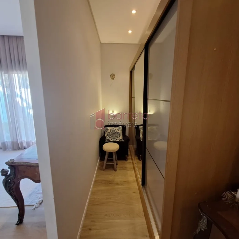 CASA À VENDA NO CONDOMÍNIO CAPITAL VILLE EM CAJAMAR/SP