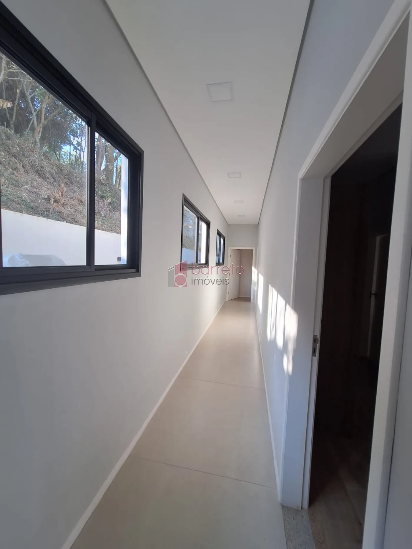 CASA À VENDA NO CONDOMÍNIO CAPITAL VILLE EM CAJAMAR/SP