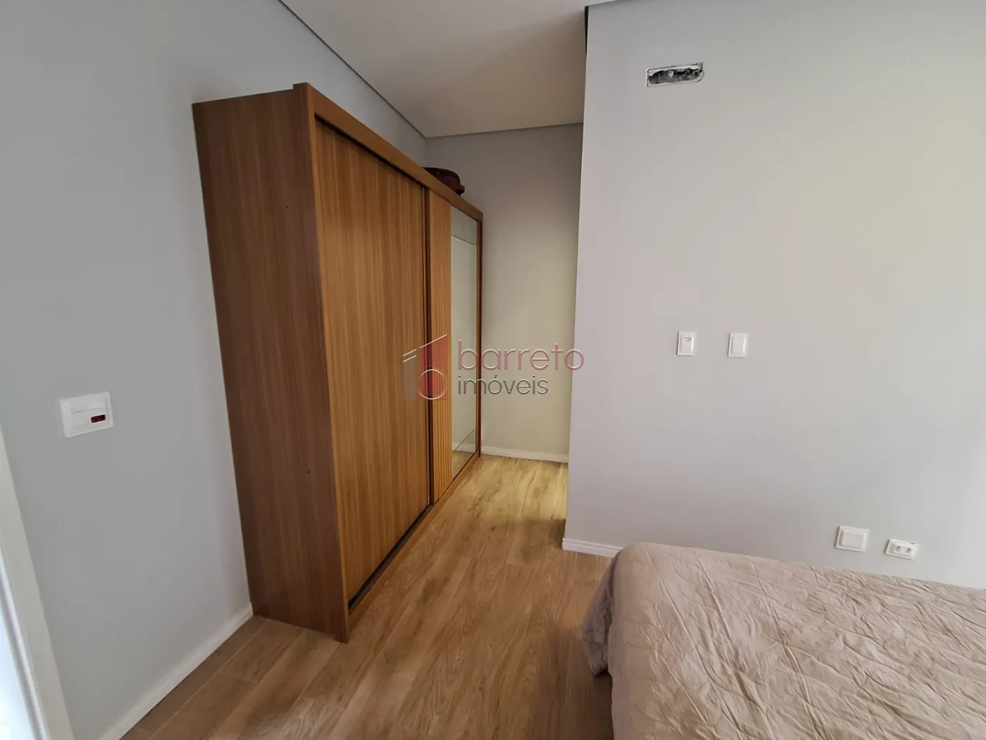 CASA À VENDA NO CONDOMÍNIO CAPITAL VILLE EM CAJAMAR/SP