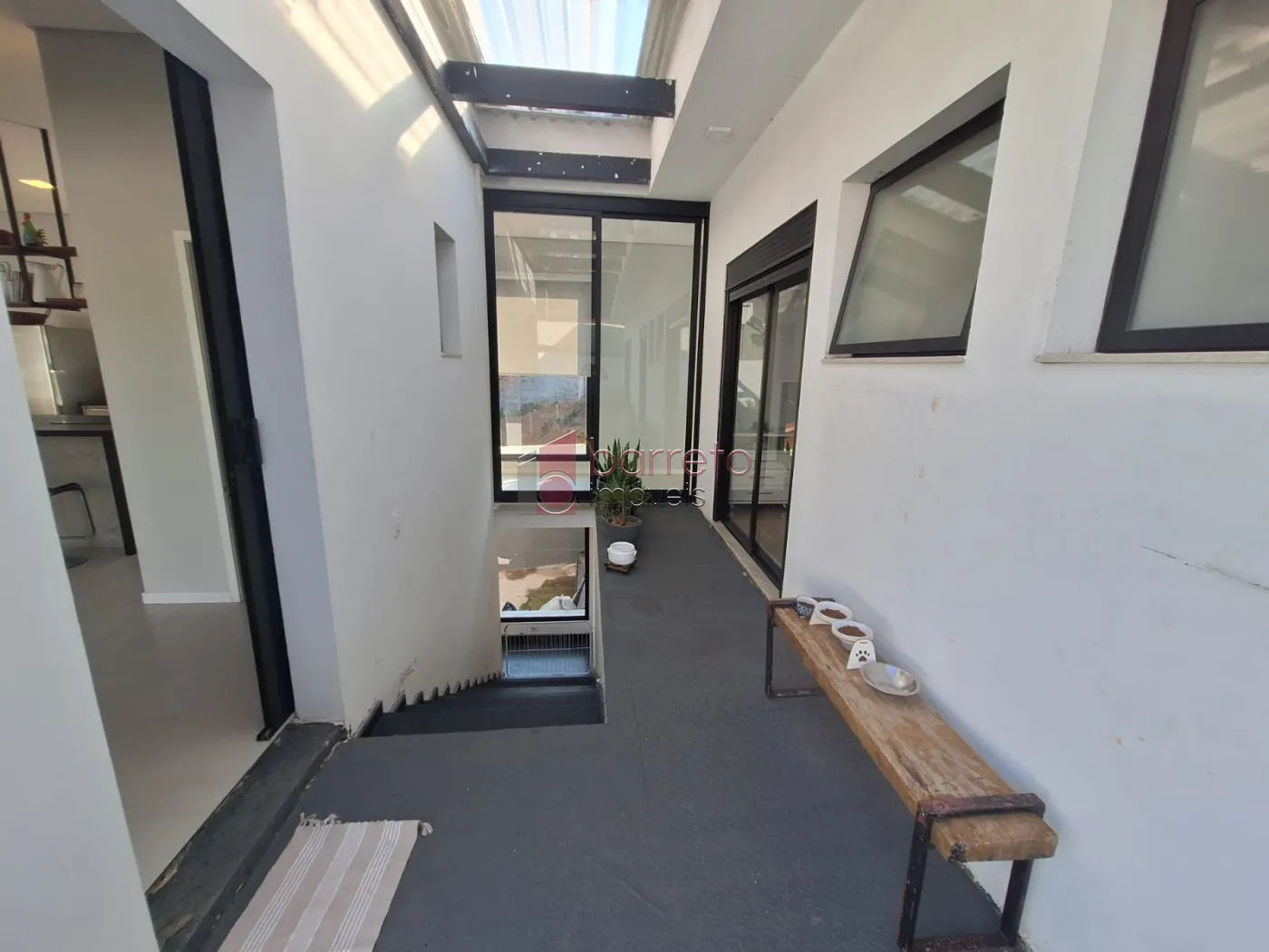 CASA À VENDA NO CONDOMÍNIO CAPITAL VILLE EM CAJAMAR/SP