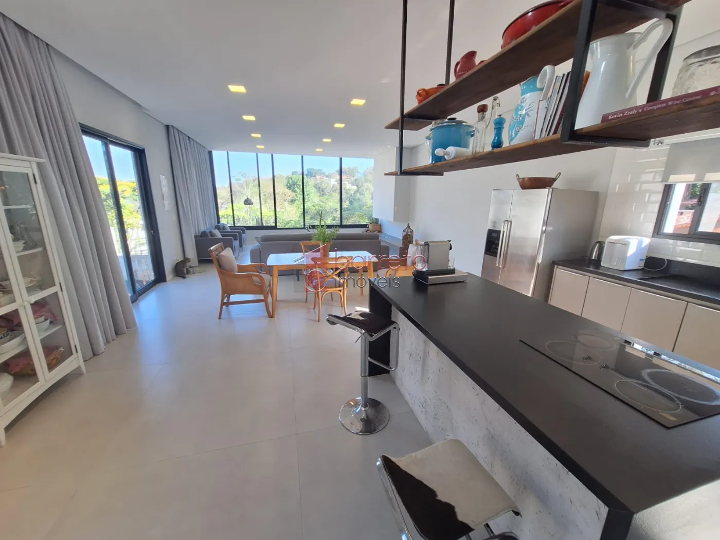 CASA À VENDA NO CONDOMÍNIO CAPITAL VILLE EM CAJAMAR/SP