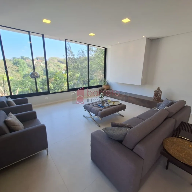 CASA À VENDA NO CONDOMÍNIO CAPITAL VILLE EM CAJAMAR/SP