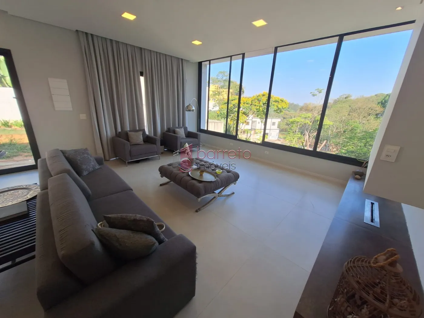 CASA À VENDA NO CONDOMÍNIO CAPITAL VILLE EM CAJAMAR/SP