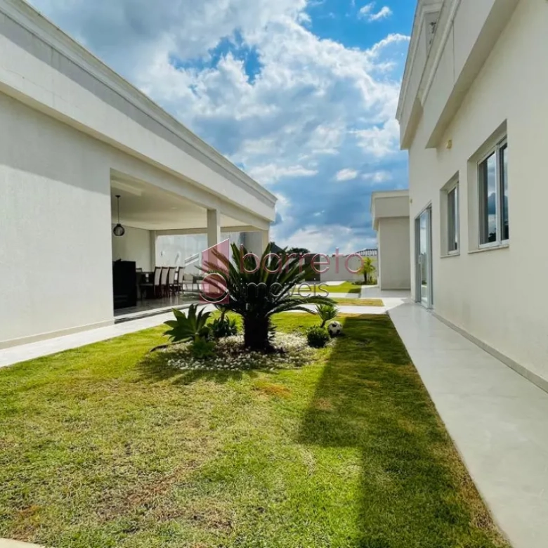 CASA TÉRREA À VENDA NO CONDOMÍNIO PORTAL DA COLINA EM JUNDIAÍ/SP