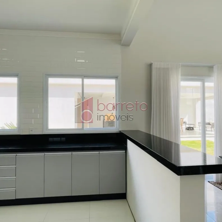 CASA TÉRREA À VENDA NO CONDOMÍNIO PORTAL DA COLINA EM JUNDIAÍ/SP