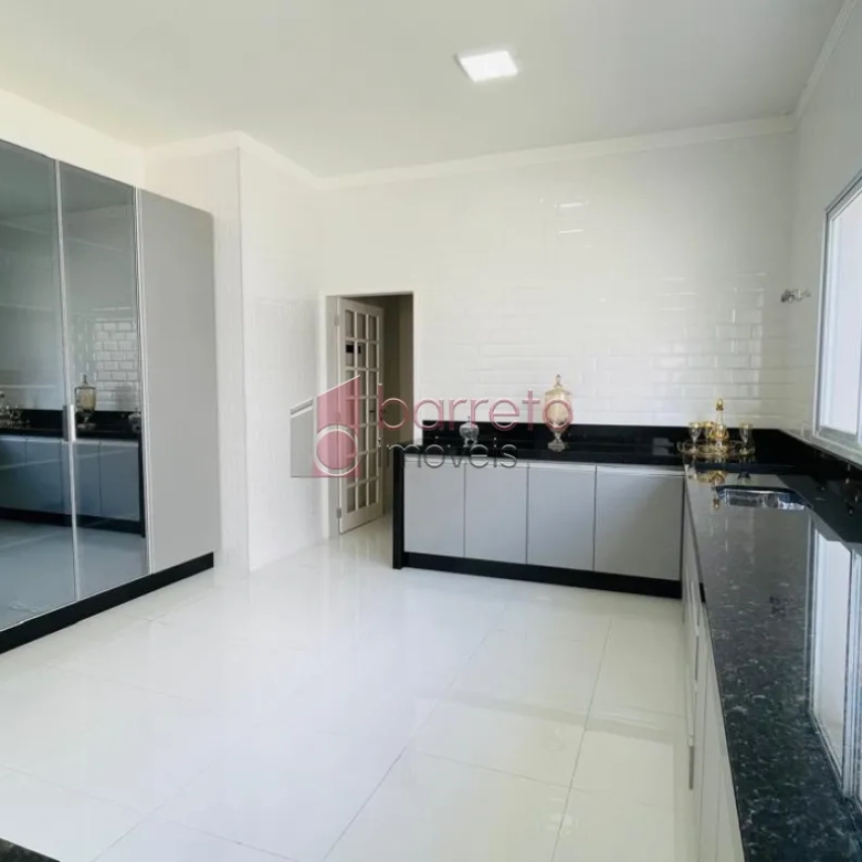 CASA TÉRREA À VENDA NO CONDOMÍNIO PORTAL DA COLINA EM JUNDIAÍ/SP
