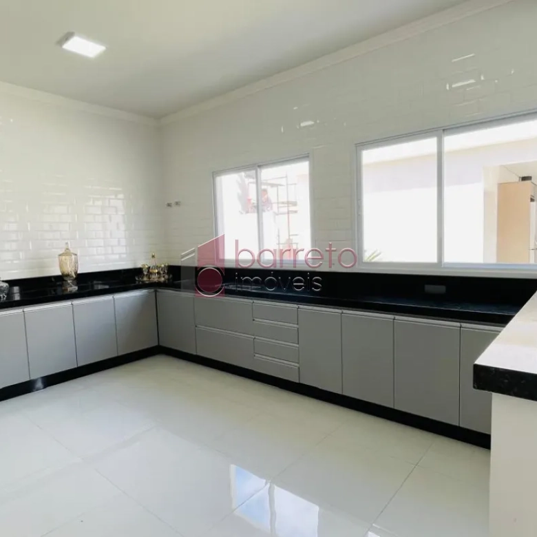 CASA TÉRREA À VENDA NO CONDOMÍNIO PORTAL DA COLINA EM JUNDIAÍ/SP
