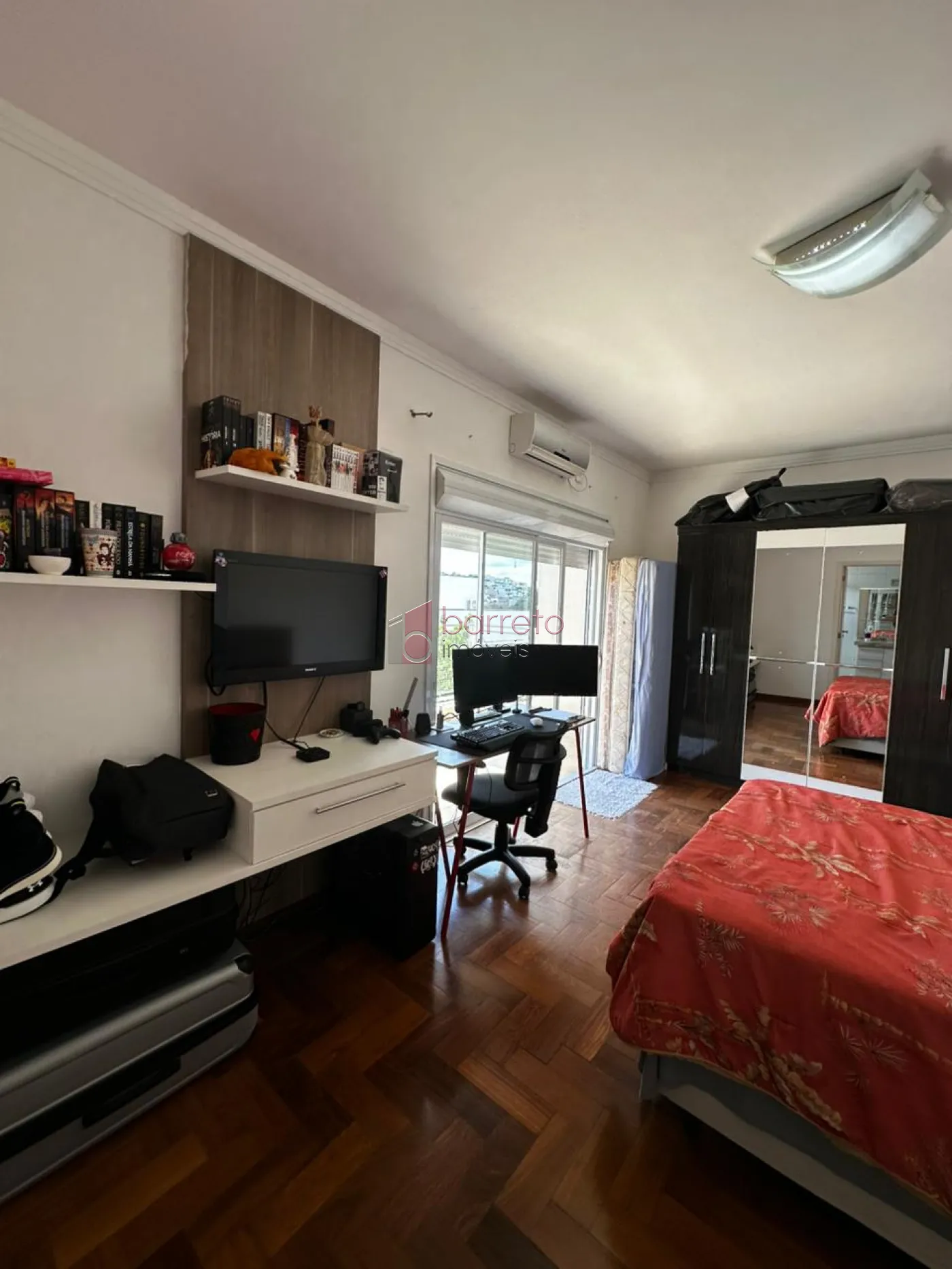 CASA À VENDA NO CONDOMÍNIO PORTAL DA COLINA EM JUNDIAÍ/SP