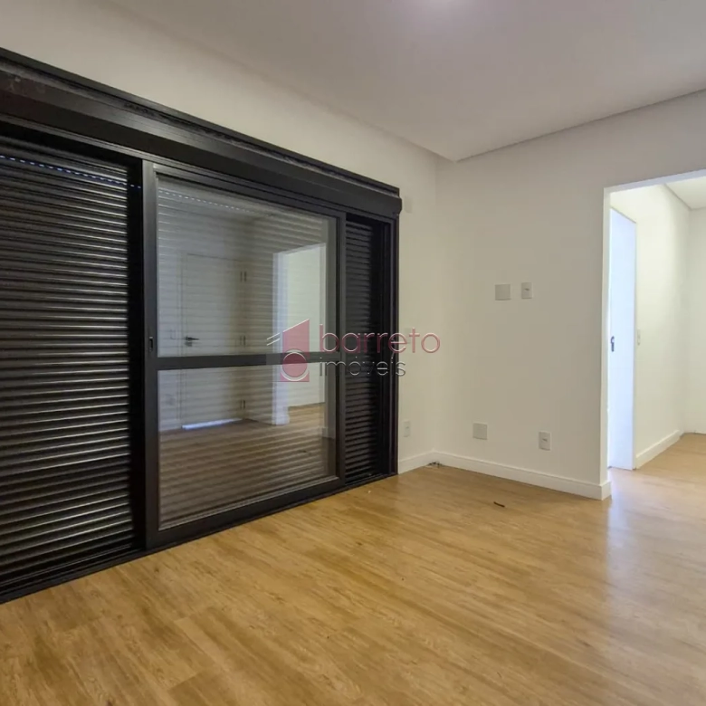 SOBRADO COM 3 SUÍTES À VENDA NO CONDOMÍNIO RESERVA ERMIDA – JUNDIAÍ/SP