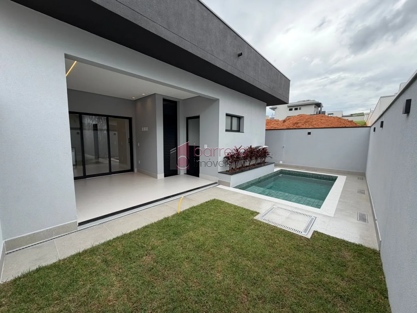 CASA À VENDA NO CONDOMÍNIO RESERVA ERMIDA I – JUNDIAÍ/SP