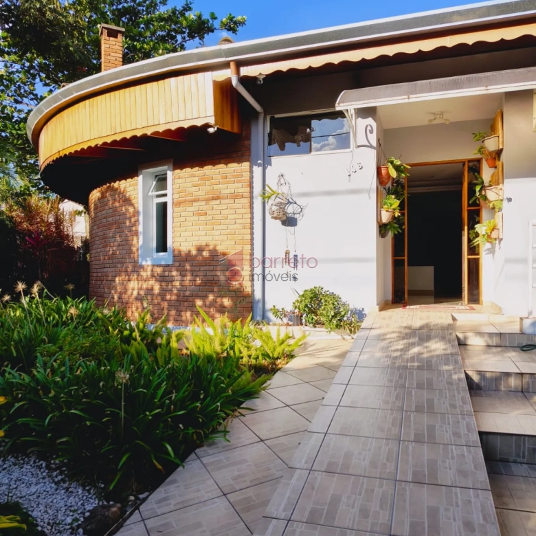 CASA À VENDA NO CONDOMÍNIO JARDIM EUROPA NA REGIÃO DA MALOTA – SAMAMBAIA – JUNDIAÍ/SP