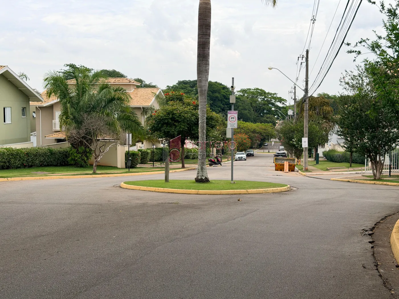 CASA À VENDA NO CONDOMÍNIO CHÁCARA DAS PALMEIRAS IMPERIAIS NO BAIRRO MEDEIROS EM JUNDIAÍ/SP