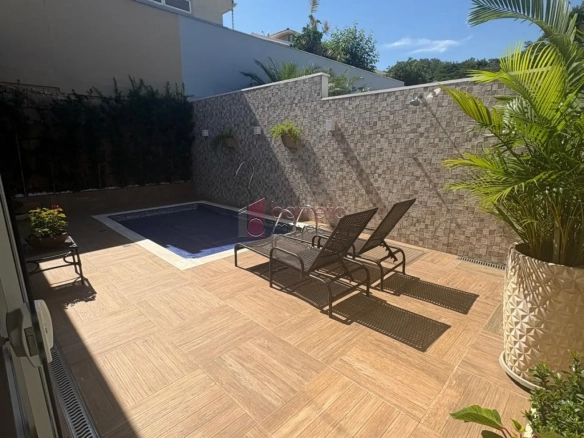 CASA À VENDA NO CONDOMÍNIO CHÁCARA DAS PALMEIRAS IMPERIAIS – BAIRRO MEDEIROS – JUNDIAÍ/SP