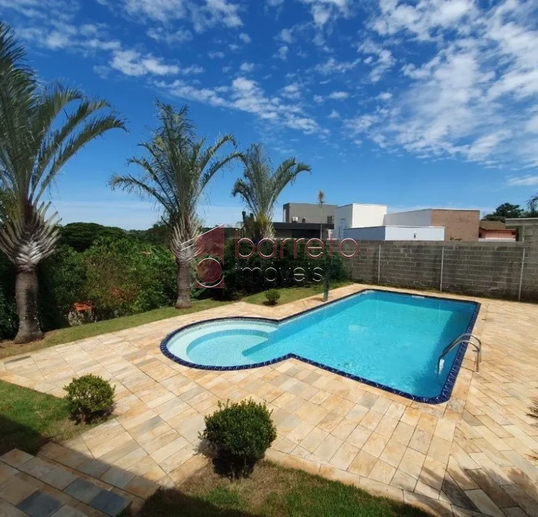 CASA À VENDA NO CONDOMÍNIO TEREZA CRISTINA – JUNDIAÍ/SP