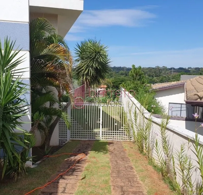 CASA À VENDA NO CONDOMÍNIO TEREZA CRISTINA – JUNDIAÍ/SP