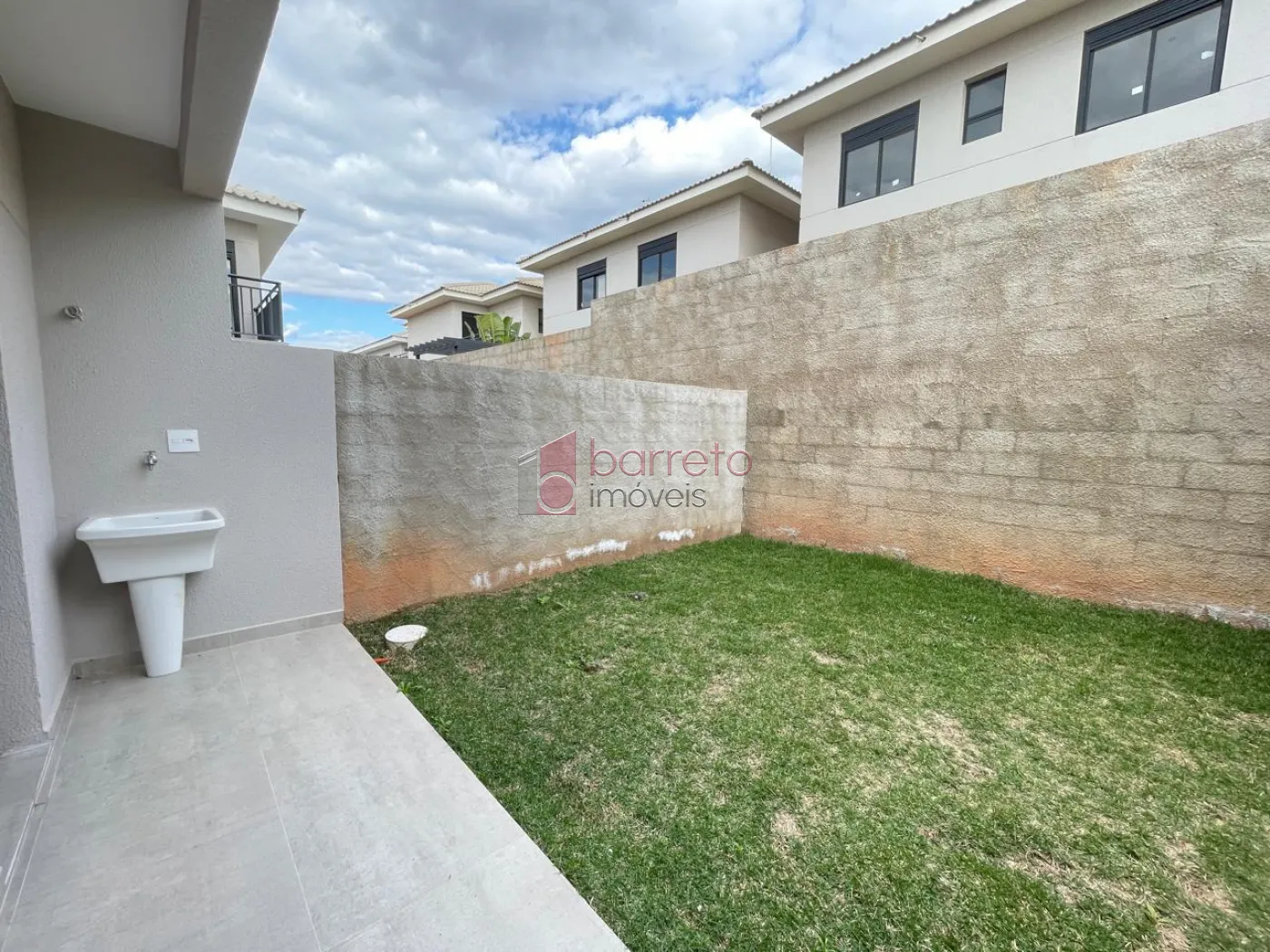 CASA PARA VENDA NO CONDOMÍNIO KAZA ALAMEDAS – MEDEIROS – JUNDIAÍ/SP
