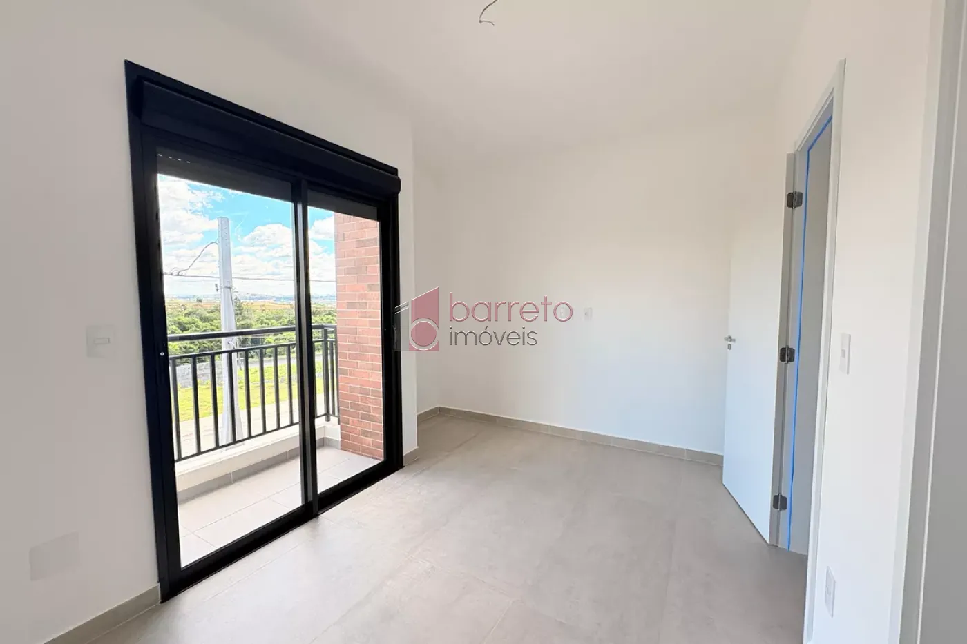 CASA PARA VENDA NO CONDOMÍNIO KAZA ALAMEDAS – MEDEIROS – JUNDIAÍ/SP