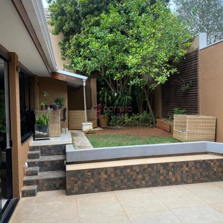 CASA À VENDA NO CONDOMÍNIO CHÁCARA DAS PALMEIRAS IMPERIAIS – MEDEIROS – JUNDIAÍ/SP