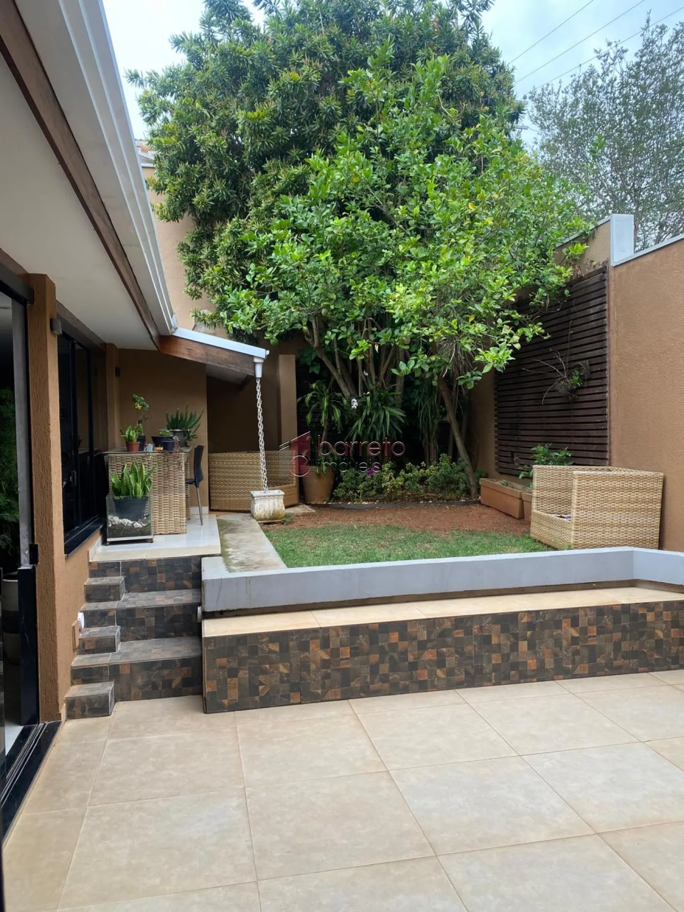 CASA À VENDA NO CONDOMÍNIO CHÁCARA DAS PALMEIRAS IMPERIAIS – MEDEIROS – JUNDIAÍ/SP