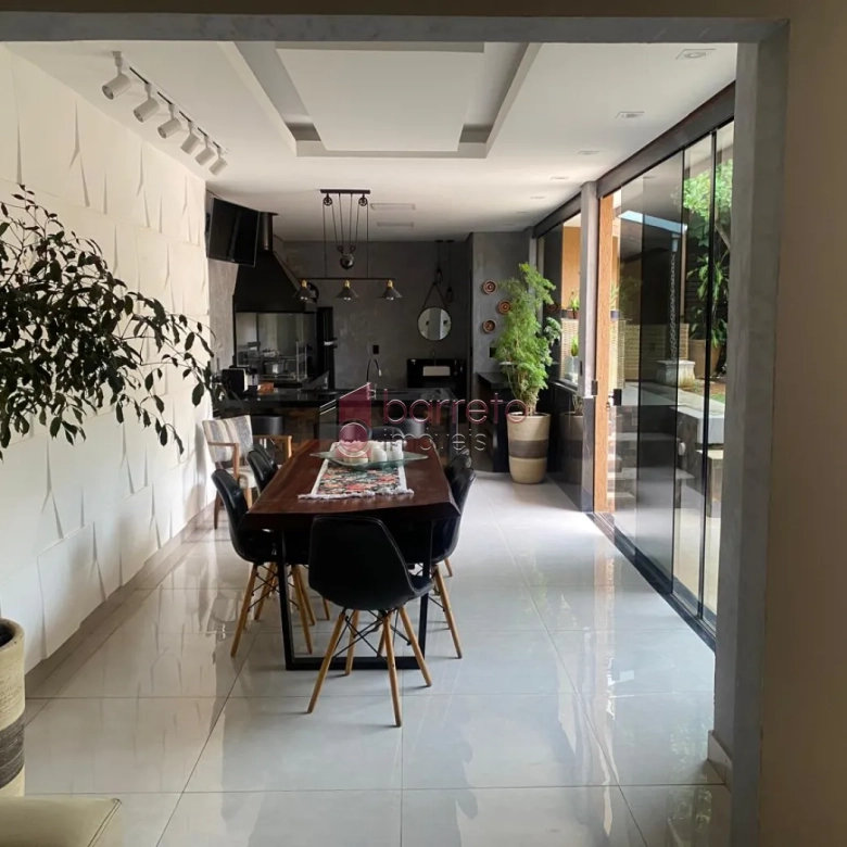 CASA À VENDA NO CONDOMÍNIO CHÁCARA DAS PALMEIRAS IMPERIAIS – MEDEIROS – JUNDIAÍ/SP