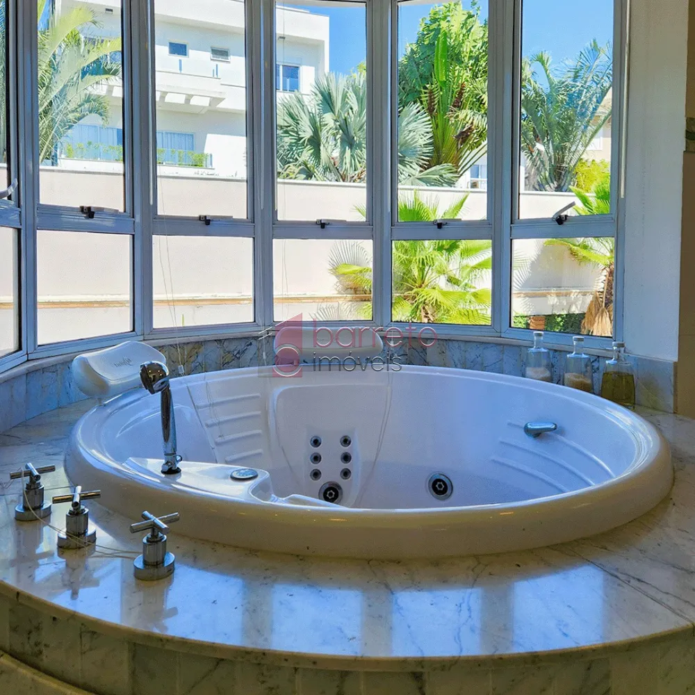 CASA À VENDA NO CONDOMÍNIO RESERVA DA SERRA EM JUNDIAÍ/SP