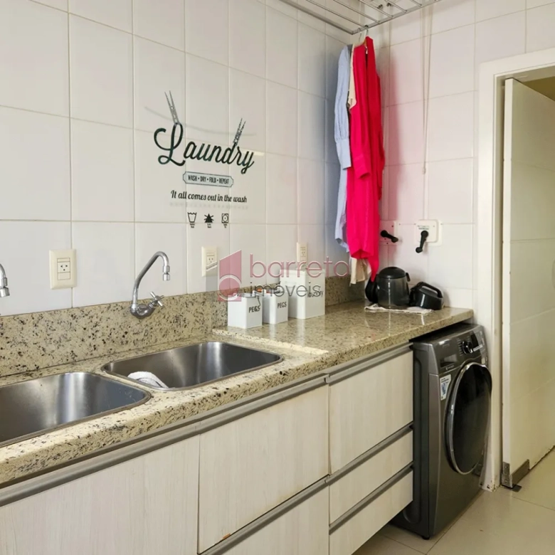 CASA À VENDA NO CONDOMÍNIO RESERVA DA SERRA EM JUNDIAÍ/SP
