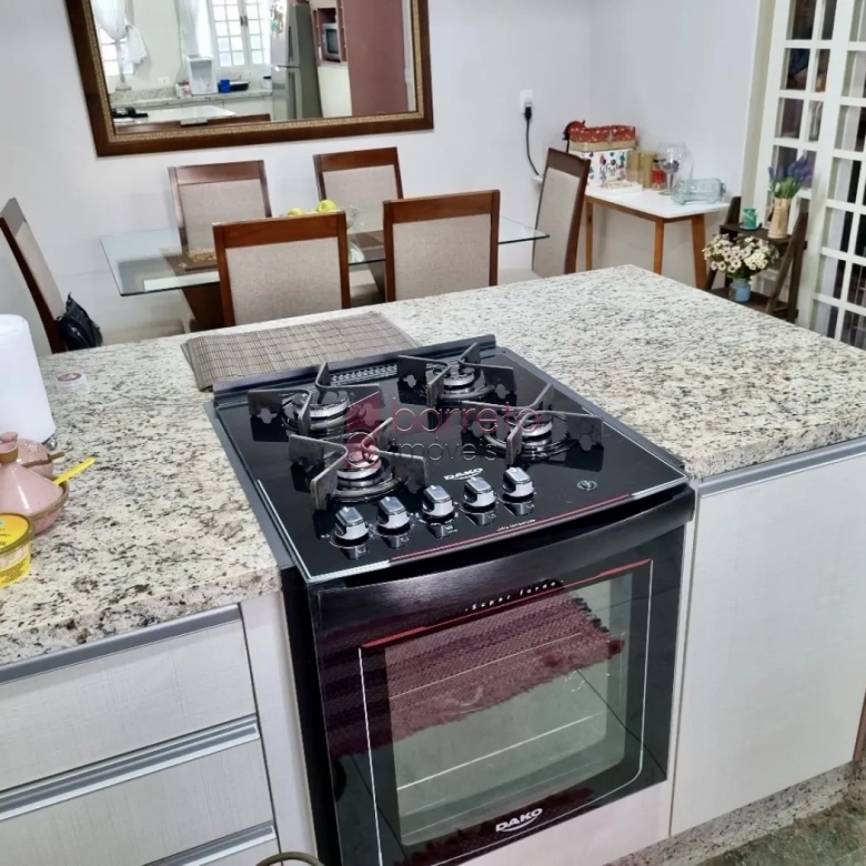 CASA À VENDA NO CONDOMÍNIO VIVENDA CENTENÁRIO NO BAIRRO PARQUE CENTENÁRIO EM JUNDIAÍ/SP