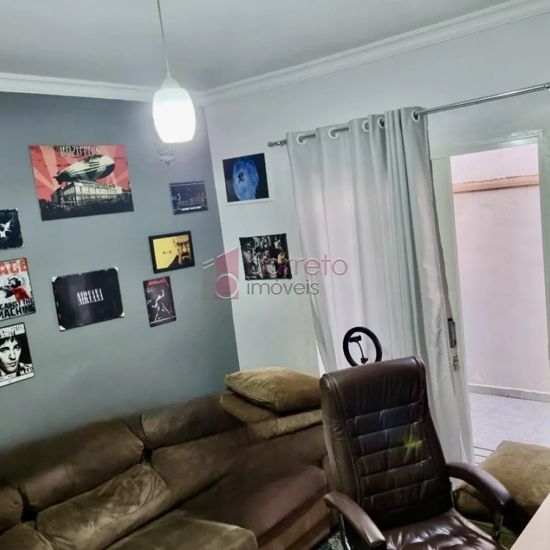 CASA À VENDA NO CONDOMÍNIO VIVENDA CENTENÁRIO NO BAIRRO PARQUE CENTENÁRIO EM JUNDIAÍ/SP
