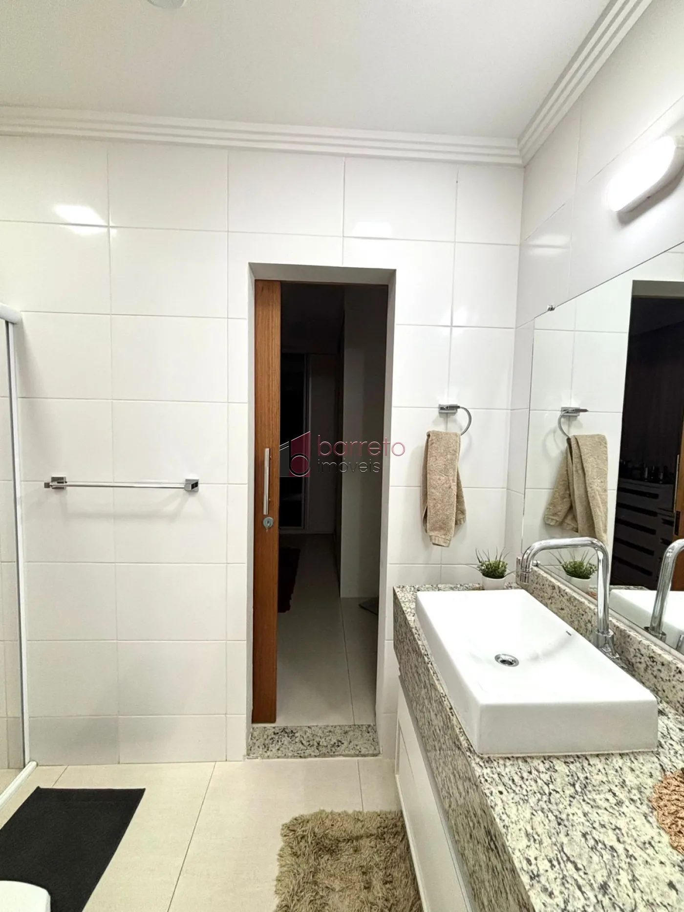 SOBRADO COM 3 SUÍTES À VENDA NO CONDOMÍNIO VIVENDA CENTENÁRIO – JUNDIAÍ/SP
