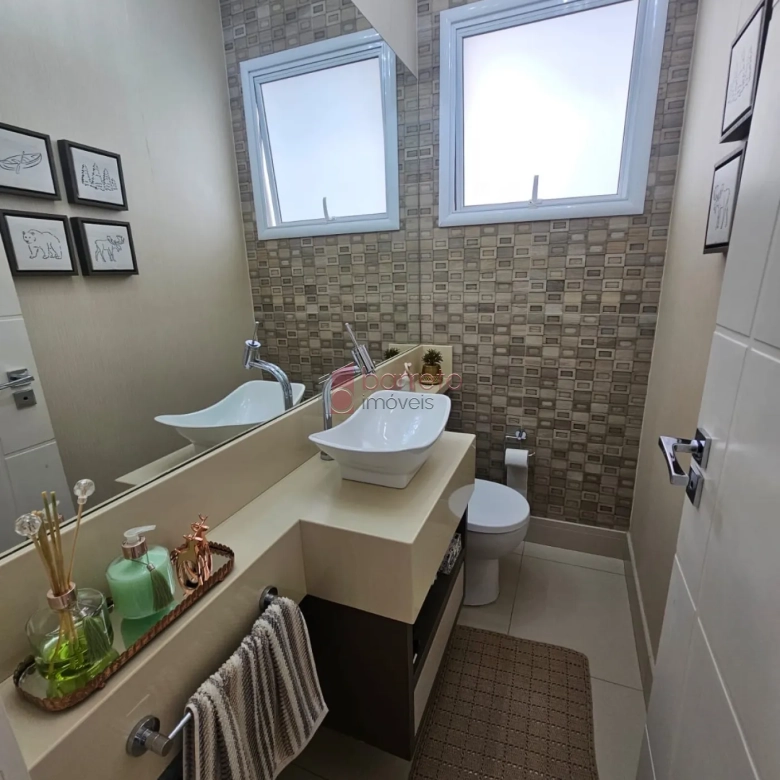 CASA À VENDA NO CONDOMÍNIO QUINTA DAS ATÍRIAS EM JUNDIAÍ/SP