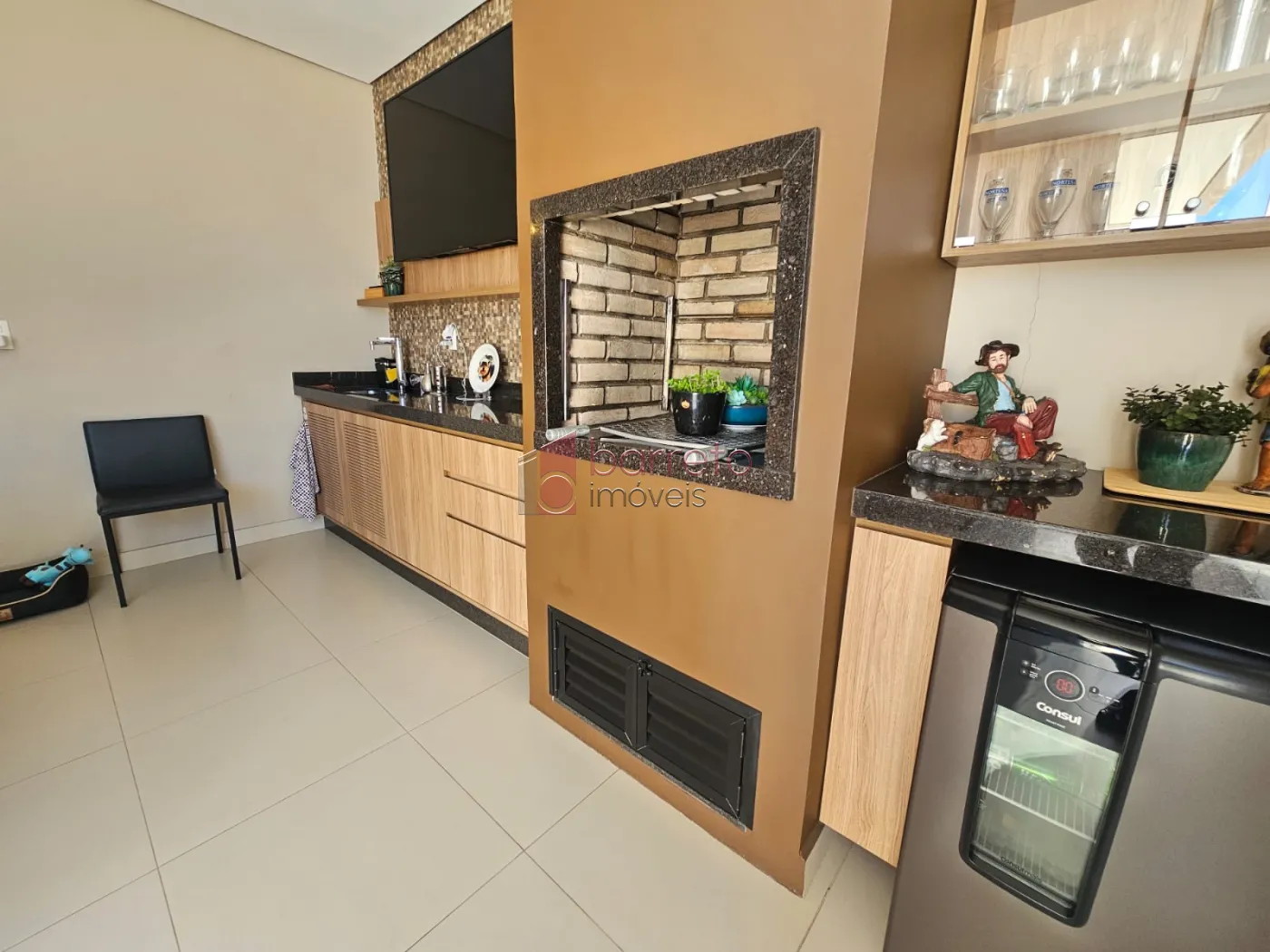 CASA À VENDA NO CONDOMÍNIO QUINTA DAS ATÍRIAS EM JUNDIAÍ/SP