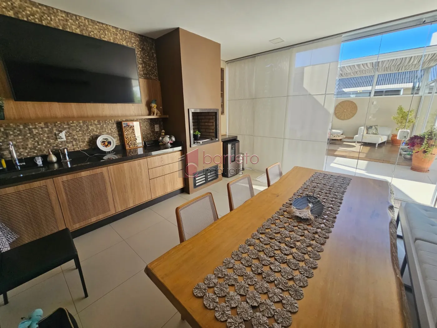 CASA À VENDA NO CONDOMÍNIO QUINTA DAS ATÍRIAS EM JUNDIAÍ/SP