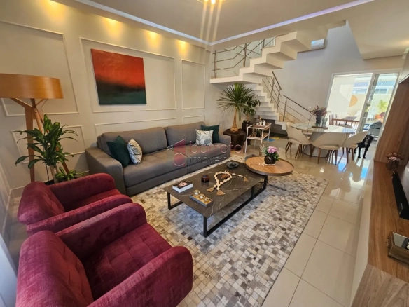 CASA À VENDA NO CONDOMÍNIO QUINTA DAS ATÍRIAS EM JUNDIAÍ/SP