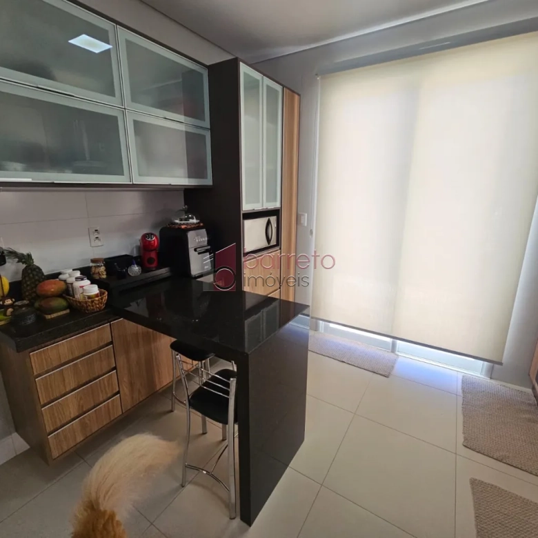 CASA À VENDA NO CONDOMÍNIO QUINTA DAS ATÍRIAS EM JUNDIAÍ/SP