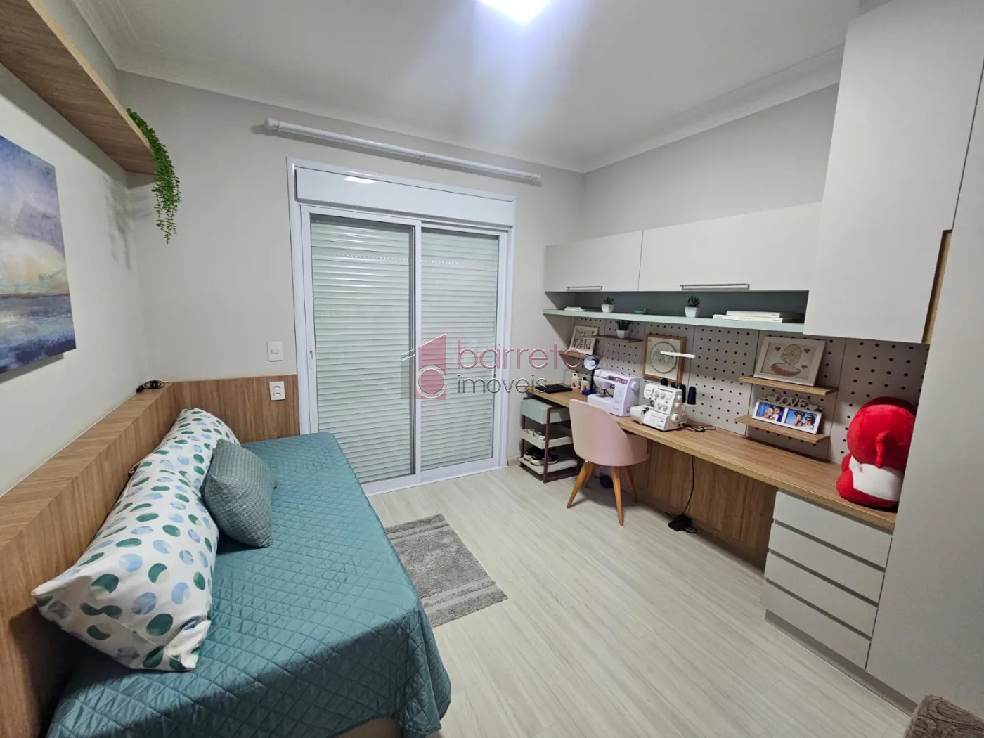 CASA À VENDA NO CONDOMÍNIO QUINTA DAS ATÍRIAS EM JUNDIAÍ/SP