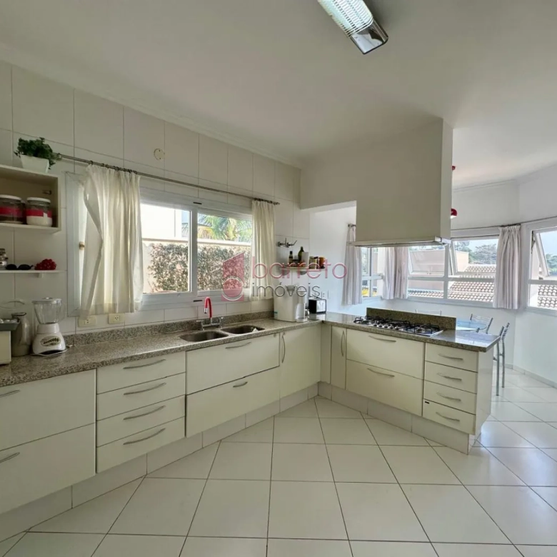 CASA COM 4 SUÍTES À VENDA NO CONDOMÍNIO PORTAL DO PARAÍSO II – JUNDIAÍ/SP