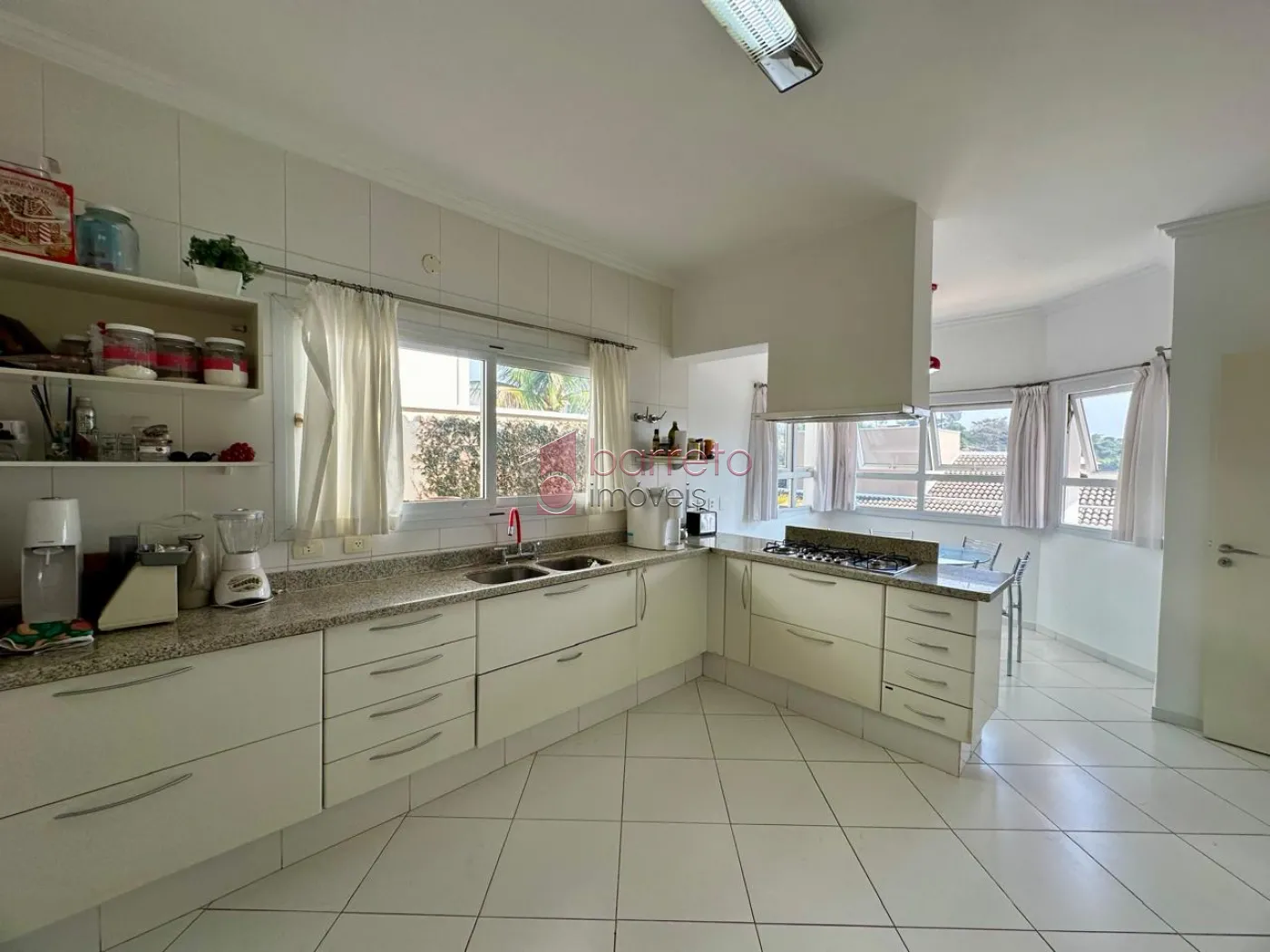 CASA COM 4 SUÍTES À VENDA NO CONDOMÍNIO PORTAL DO PARAÍSO II – JUNDIAÍ/SP