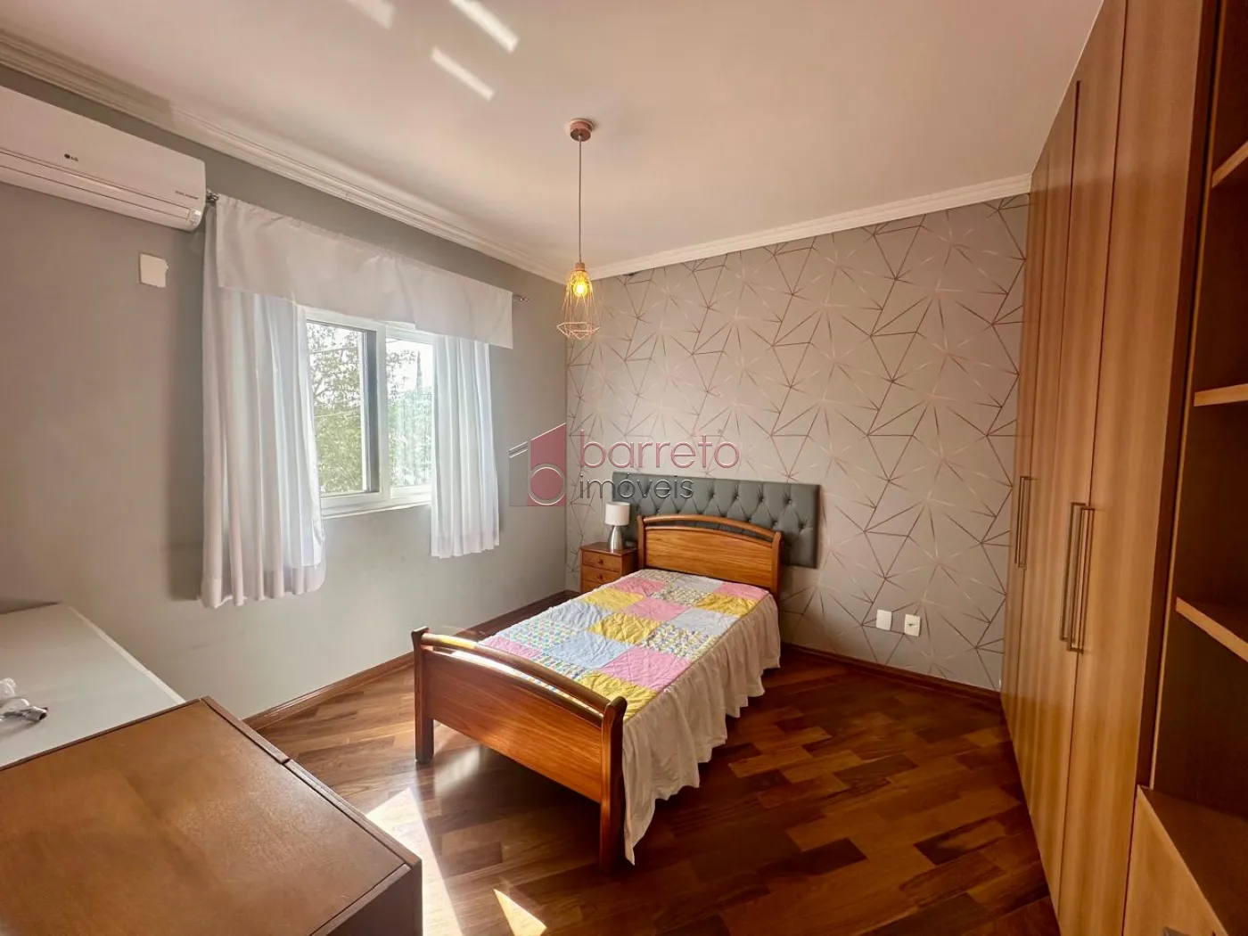 CASA COM 4 SUÍTES À VENDA NO CONDOMÍNIO PORTAL DO PARAÍSO II – JUNDIAÍ/SP