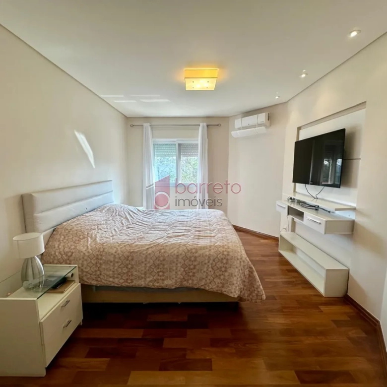CASA COM 4 SUÍTES À VENDA NO CONDOMÍNIO PORTAL DO PARAÍSO II – JUNDIAÍ/SP